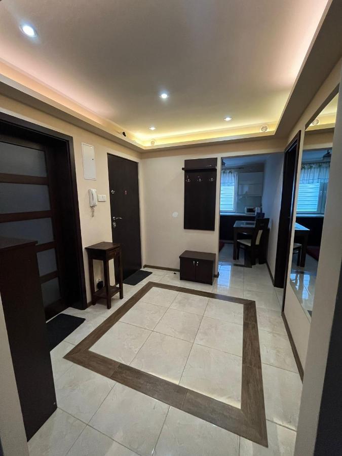 Luxury Apartaments Klimatyzacja 2 Радом Экстерьер фото